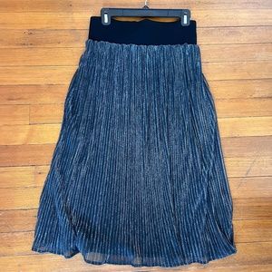 Metallic Silver Pleated MIDI Skirt